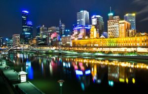 Melbourne,_Australia_by_night